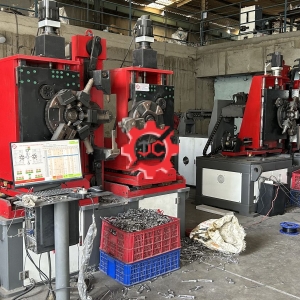 Máy uốn 3d - 15 trục- phá bỏ mọi giới hạn